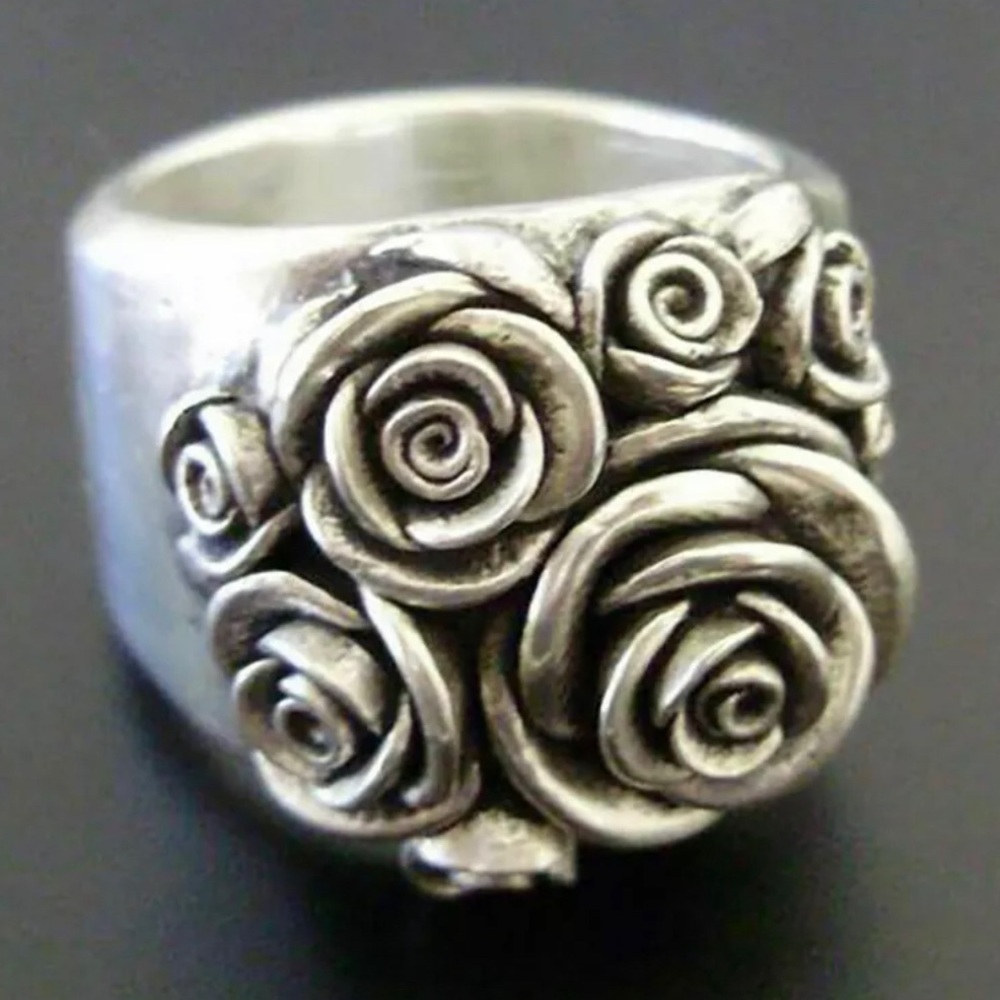 wedding promise ring